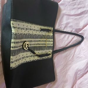 Authentic Micheal kors tote